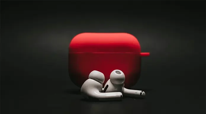 Rs 125 Only on TheSpark Shop Batman Style Wireless BT Earbuds